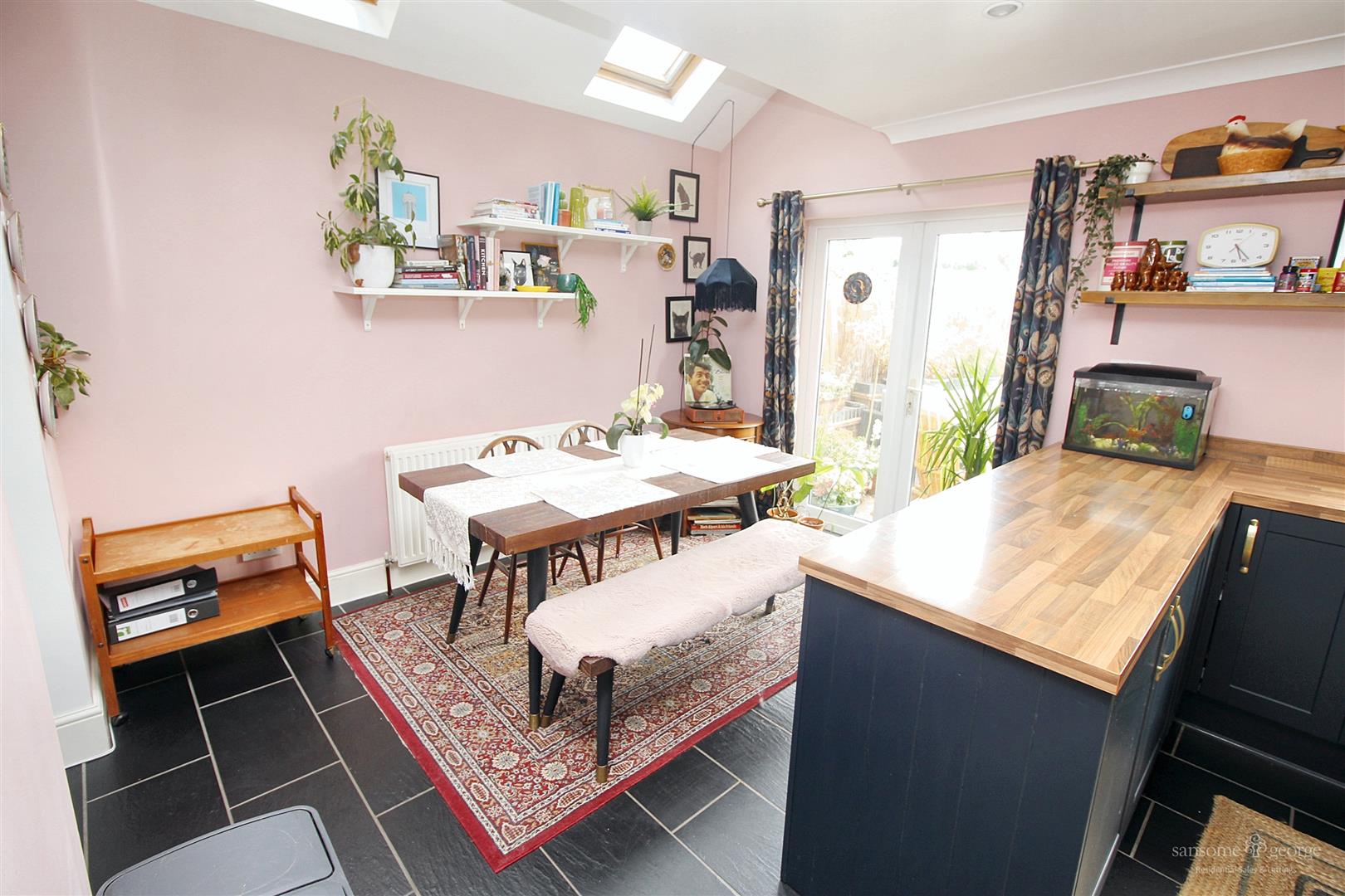 Glenwood Drive, Tilehurst, Reading